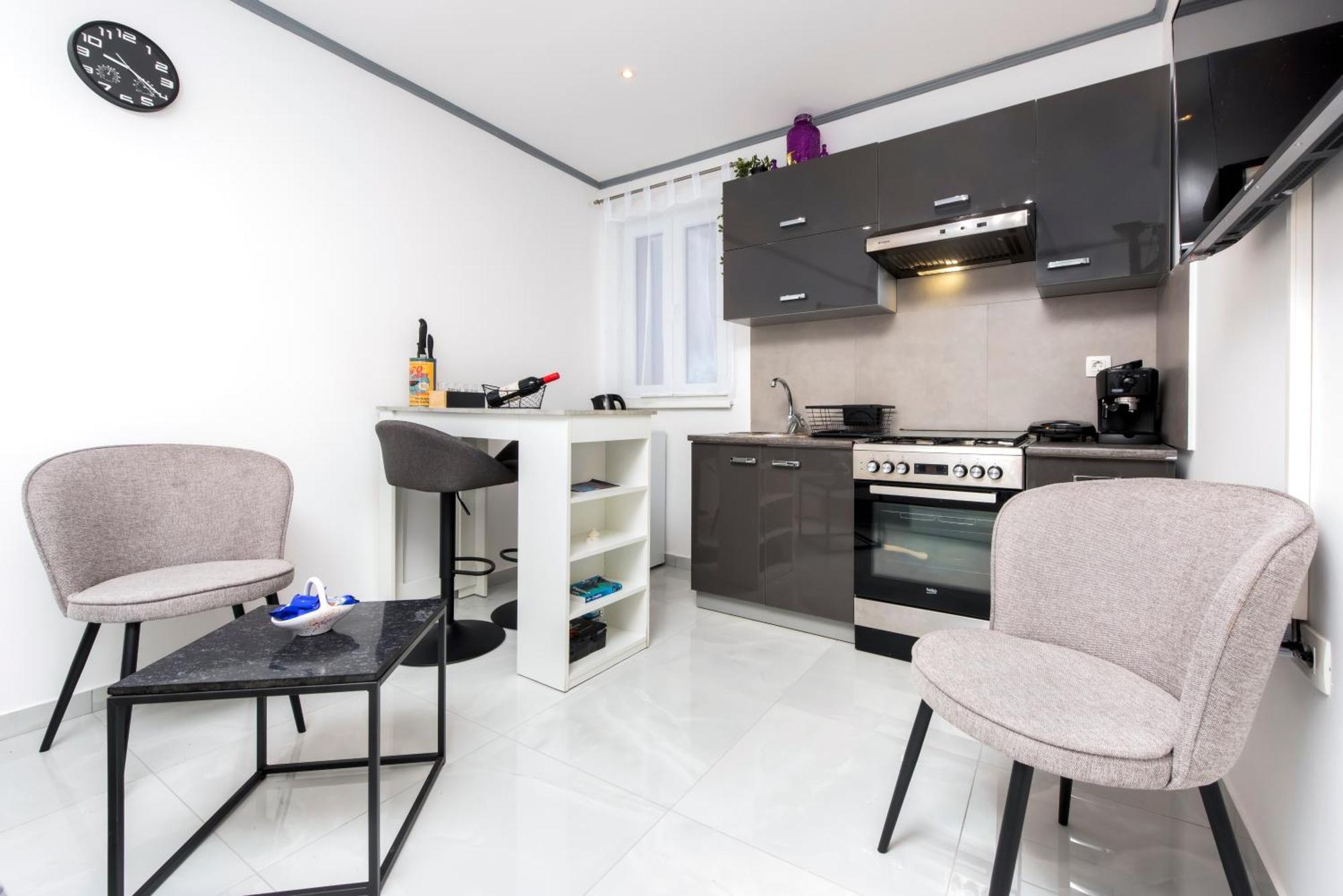 Apartment Leo Rovinj Luaran gambar