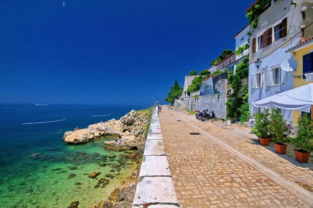 Apartment Leo Rovinj Luaran gambar